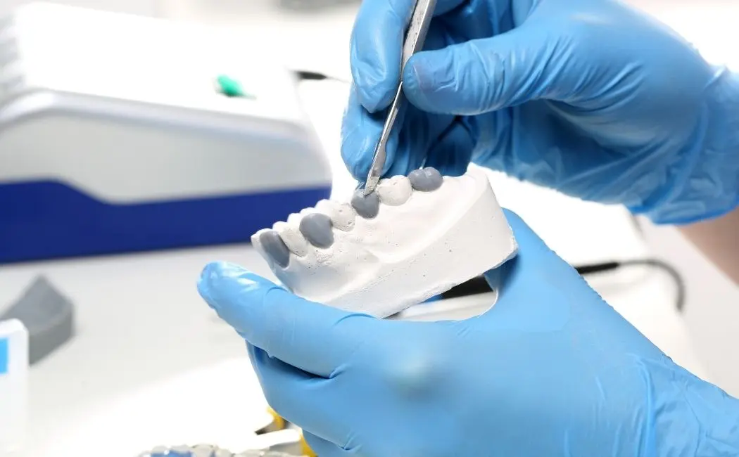 Specjalistyczna chirurgia stomatologiczna – jak ona działa?