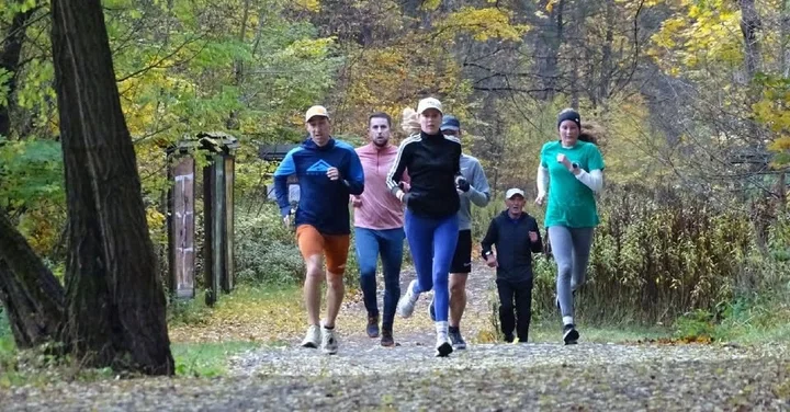 Grafika promocyjna wydarzenia parkrun Grudziądz #299 — bezpłatny, oznakowany bieg na 5 km w Lesie Komunalnym