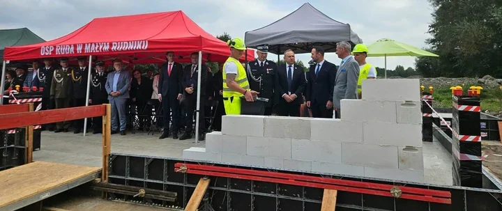 Akt erekcyjny w Małym Rudniku. Powstaje magazyn dla ochrony ludności
